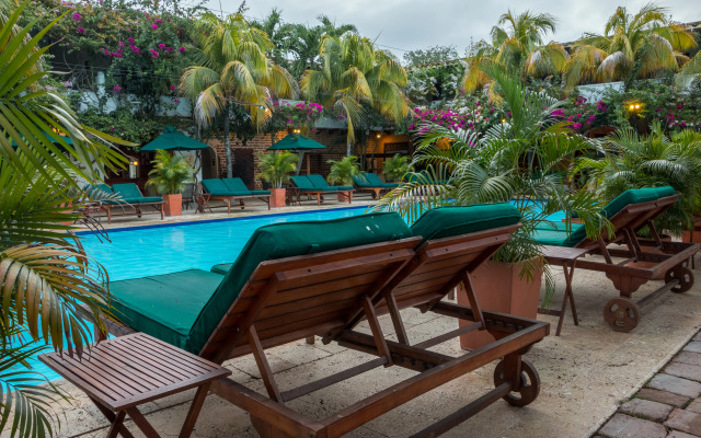 Hotel Mariscal Robledo