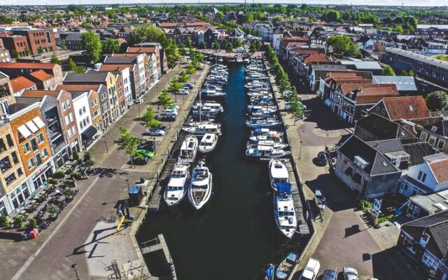 Luxury Mansion at the Harbor Families Only