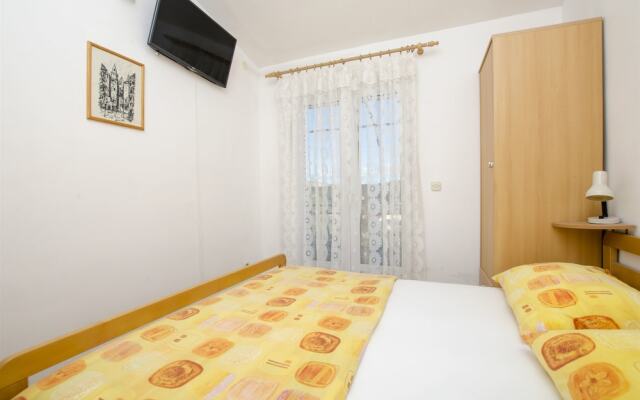 Apartments Zdenko