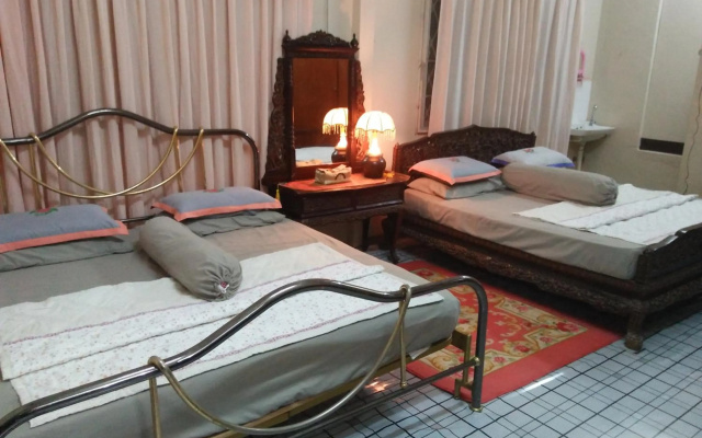 Teratak Ibunda Guest House – Guest Rooms – Kota Bharu