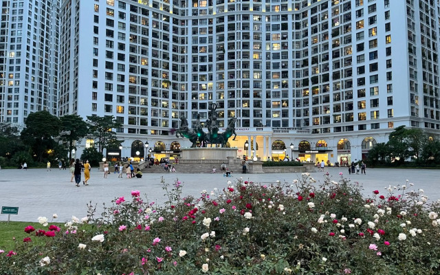 Vinhomes Royal City Luxury Apartment 3 Br