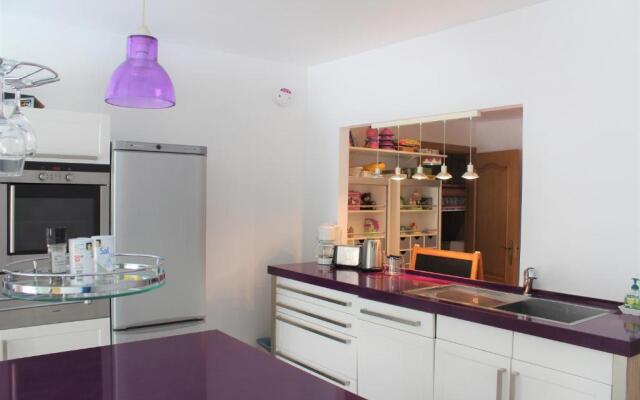Alcazaba Beach Apartment 3302