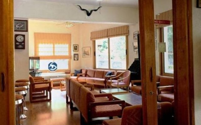 Edelweiss Hotel