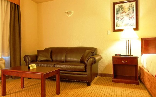 Ramada by Wyndham Lloydminster
