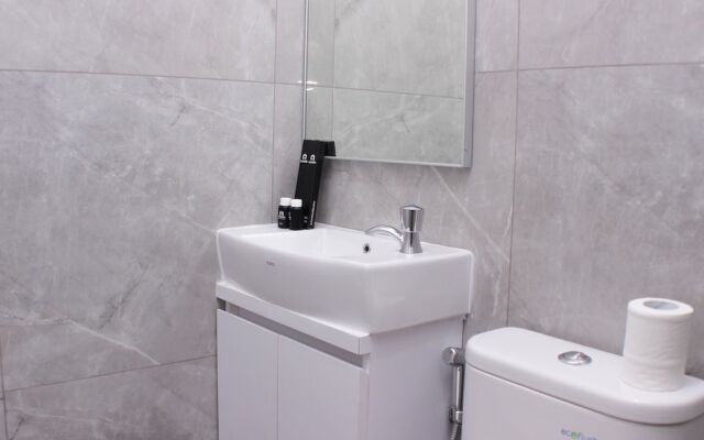 Cozy And Nice Studio At Sayana Bekasi Apartment