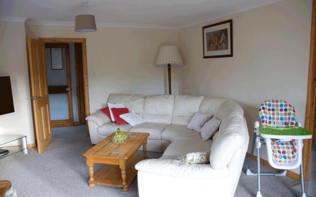 Lovely 3 Bedroom Bungalow Located in Drummore — фото 4