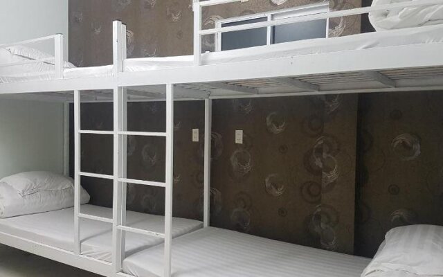 VietNam House Hostel