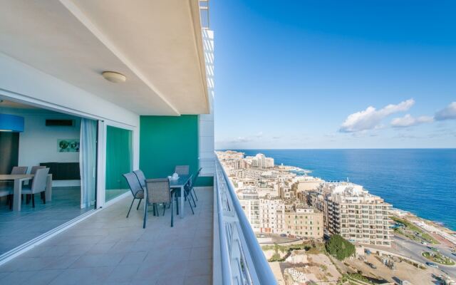 THE Ultimate Luxury, Sliema With Pool