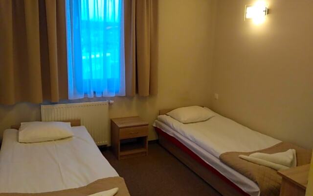 Hotel Nowostawy