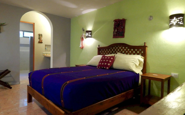 Casa Del Maya Bed & Breakfast