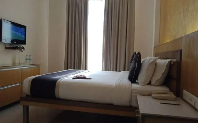 Hotel Sandesh Kingston