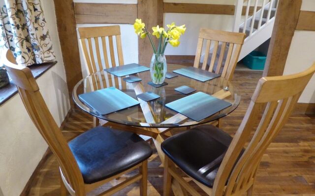 Hilltops Brecon Holiday Cottages