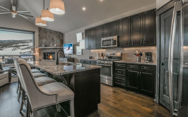 Alders 54 Outpost Dr