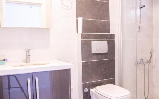 Spacious Flat with Pool in Kusadasi