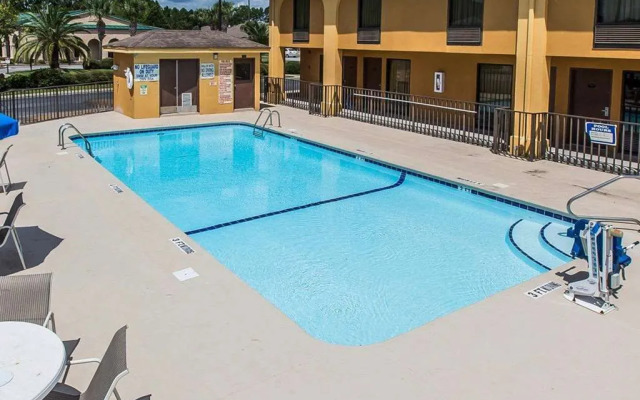 Quality Inn Brunswick