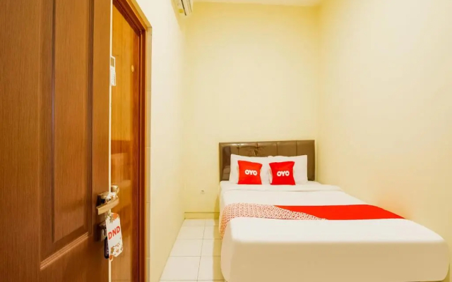 OYO 2354 3 Point Residence