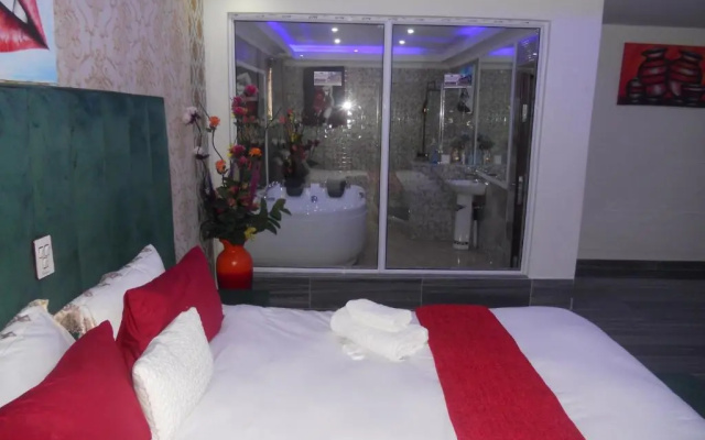 Gold Crown international Hotel