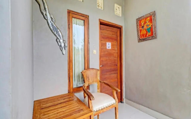 OYO 92203 Tata Guest House