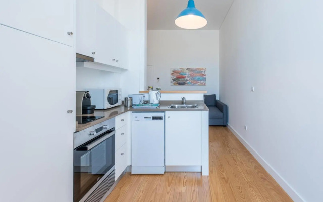 GuestReady - Pantone Balcony