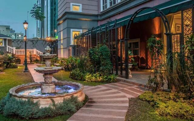 Travelers Safari - Westlands