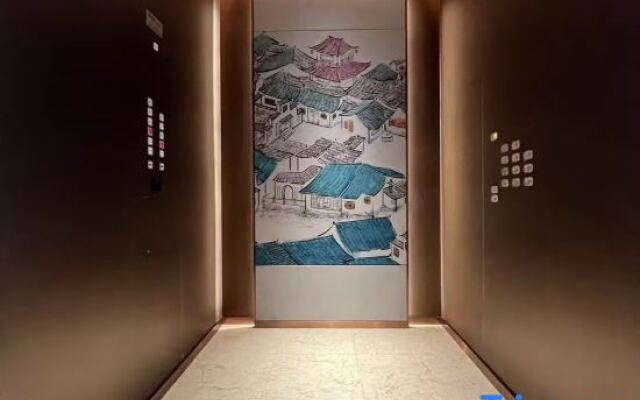 THE HOTEL V Hotel (Huai'an University Town)