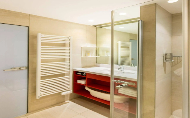 Thermenhotel All In Red