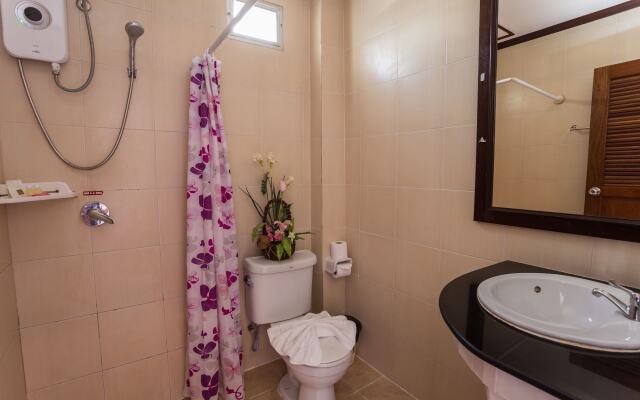Hotel Grand Orchid Inn