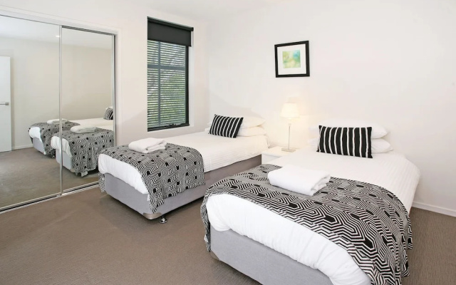 Back of the Block Bulimba