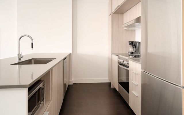 Beautiful Griffintown Suites by Sonder