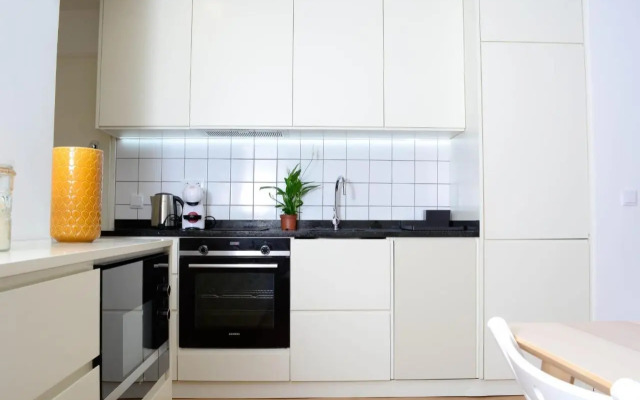 Travel and Live Apartments