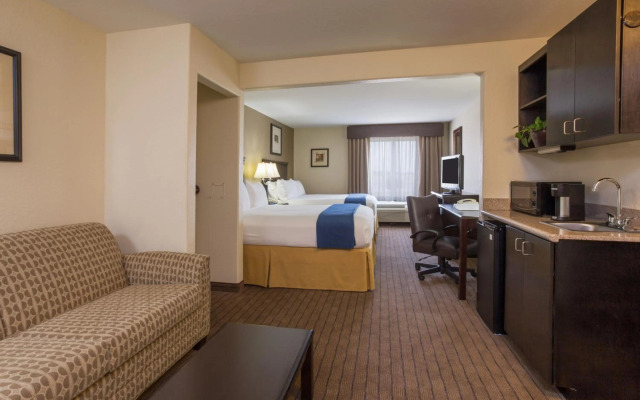 Holiday Inn Express and Suites Moultrie by IHG