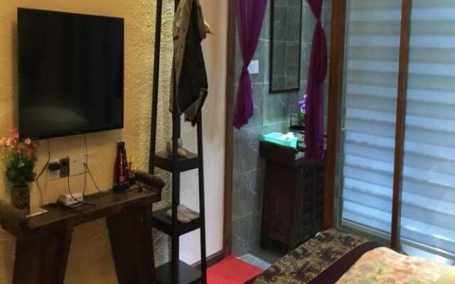Yiya Boutique Inn