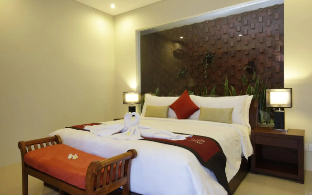 Royal Nyanyi Villa