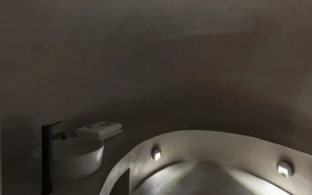Aesthesis Boutique Villas Fira