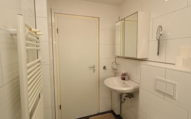 Nice Apartment in Essen With Balcony