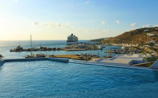 Calistus Mykonos
