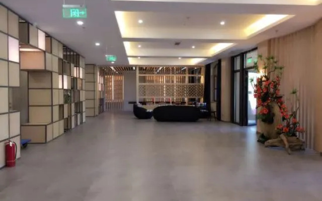 Chestnut Valley Hotel