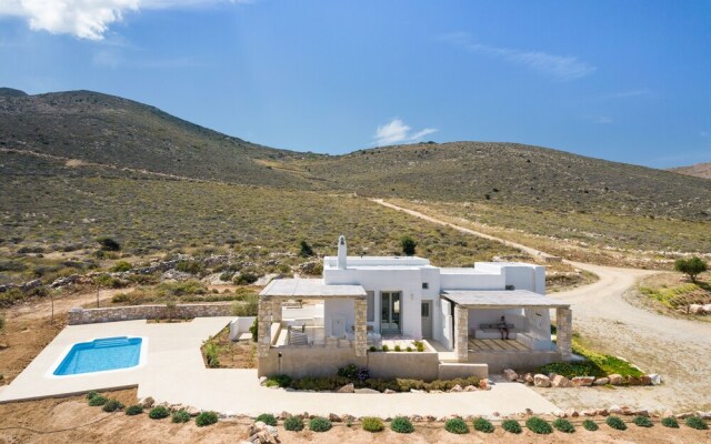 Thita Estate Suite With Private Pool