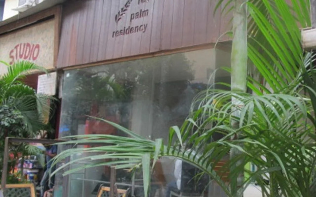 Hotel Red Palm