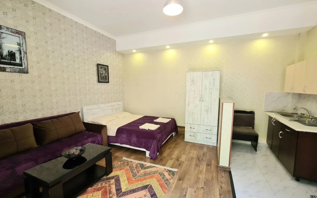 Grayhouse Elia Apartment