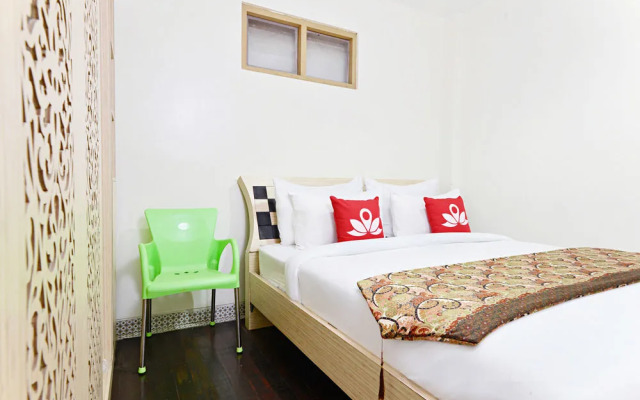 ZEN Rooms Cibogo Pasteur