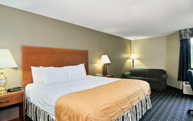 Holiday Inn Asheville Airport I-26