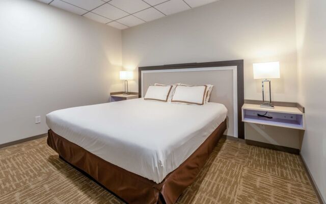 Quality Inn Sunshine Suites