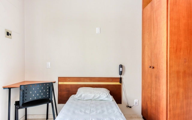 Luar Plaza Hotel