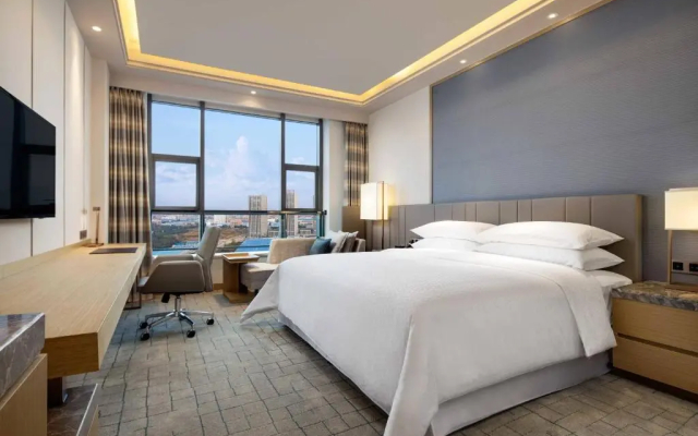 Four Points by Sheraton Hefei, Baohe