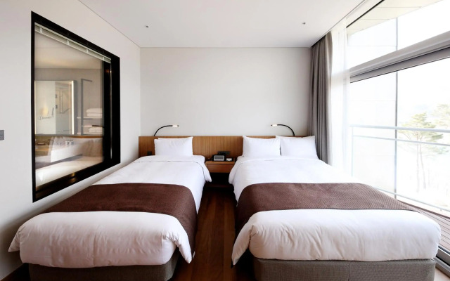 Midas Hotel & Resort