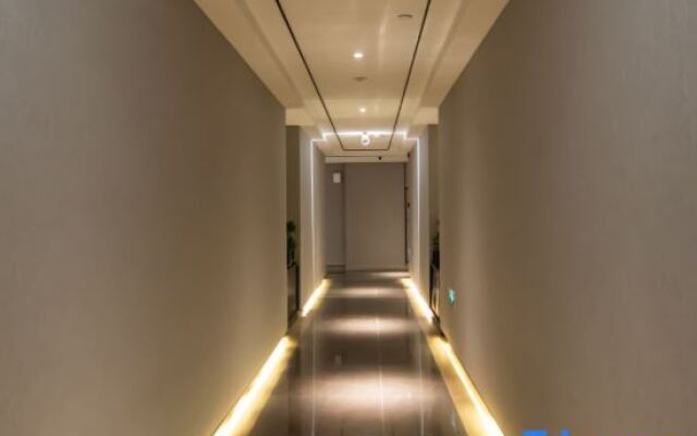 Pinghu Junhao Holiday Hotel