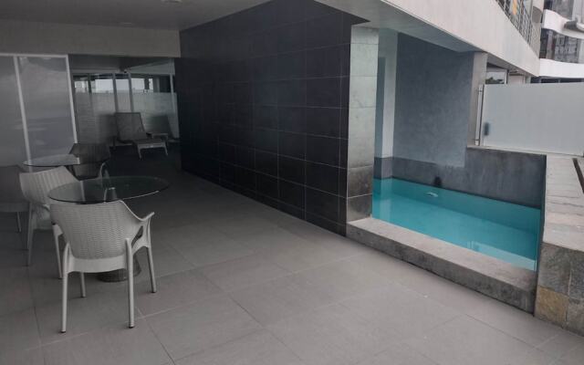 GLOBALSTAY. Ocean View Apartments. Pool. Gym