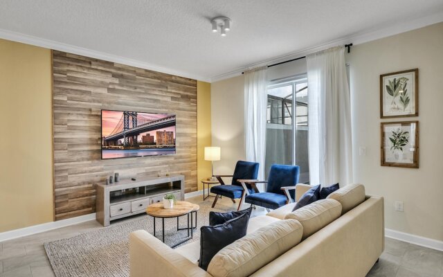 Stylish Family Home Private Pool Stl111