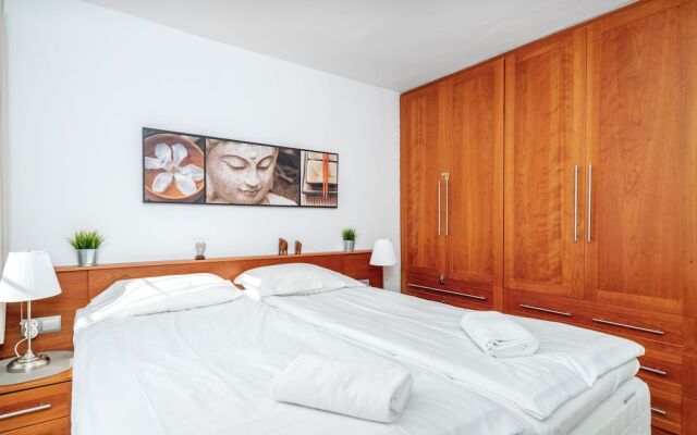 Wonderful Apartment in Ground Plan Ref 94